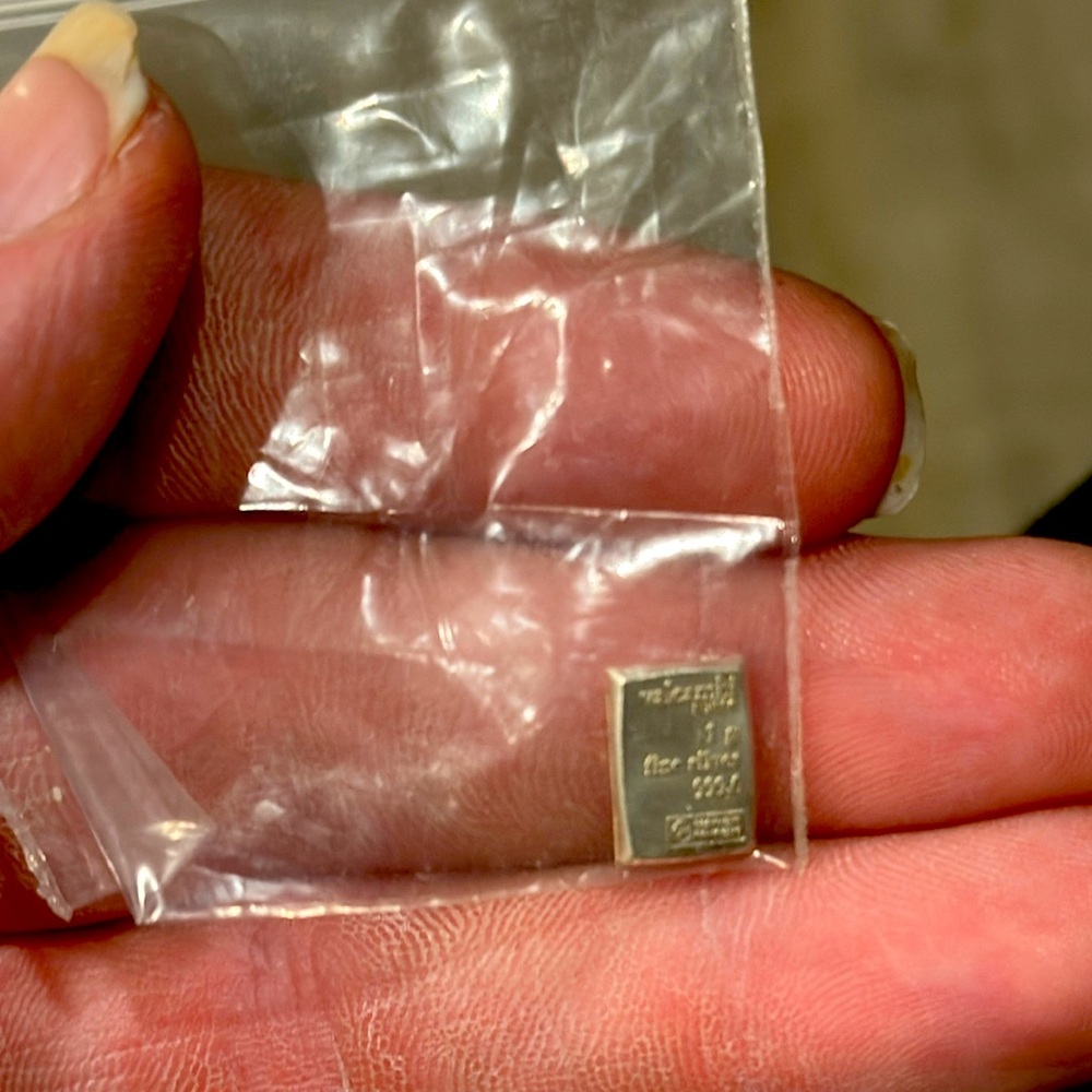1 gram silver
